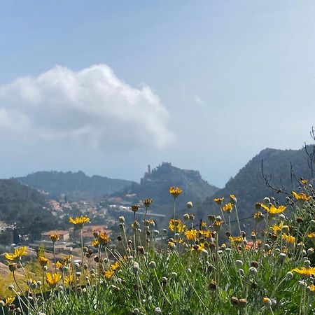 Auberge De La Croix Du Pape Èze Εξωτερικό φωτογραφία