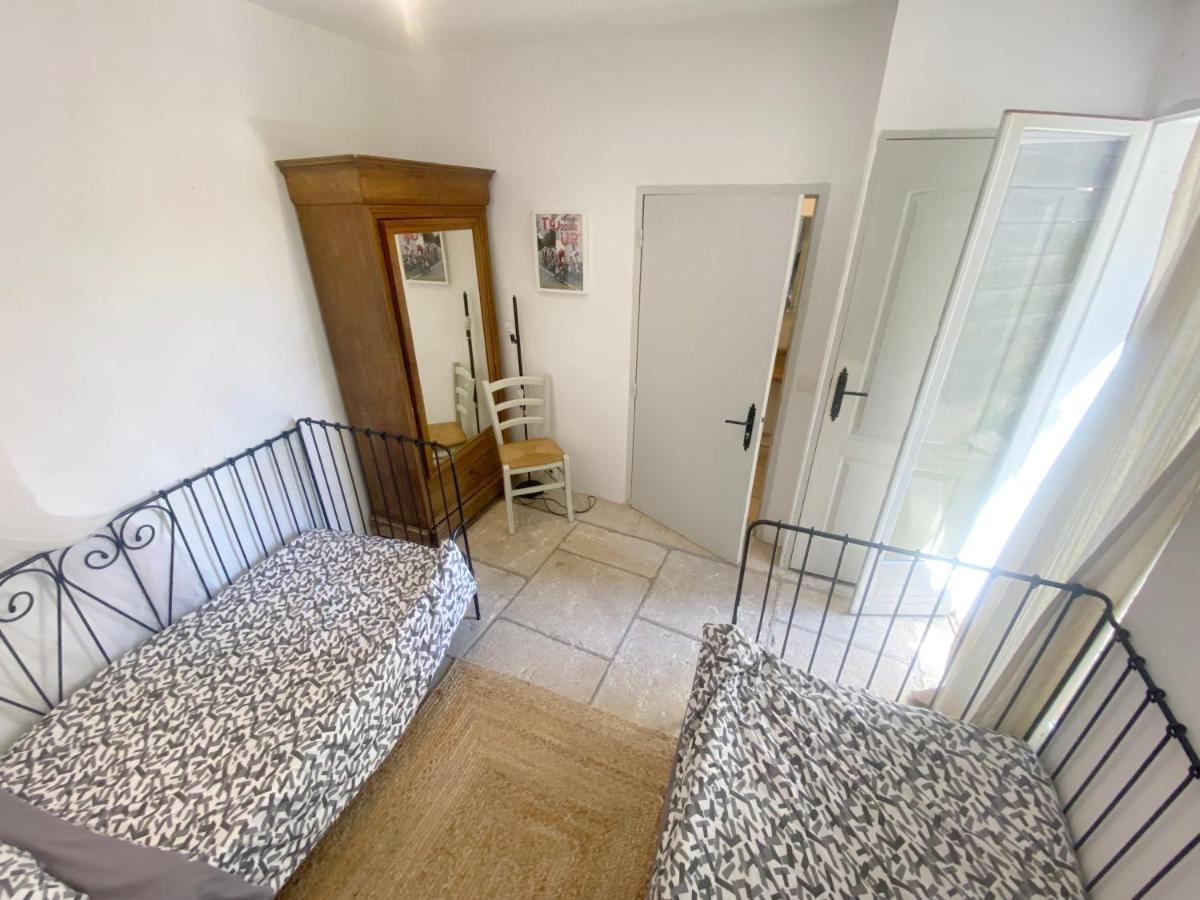 Auberge De La Croix Du Pape Èze Εξωτερικό φωτογραφία