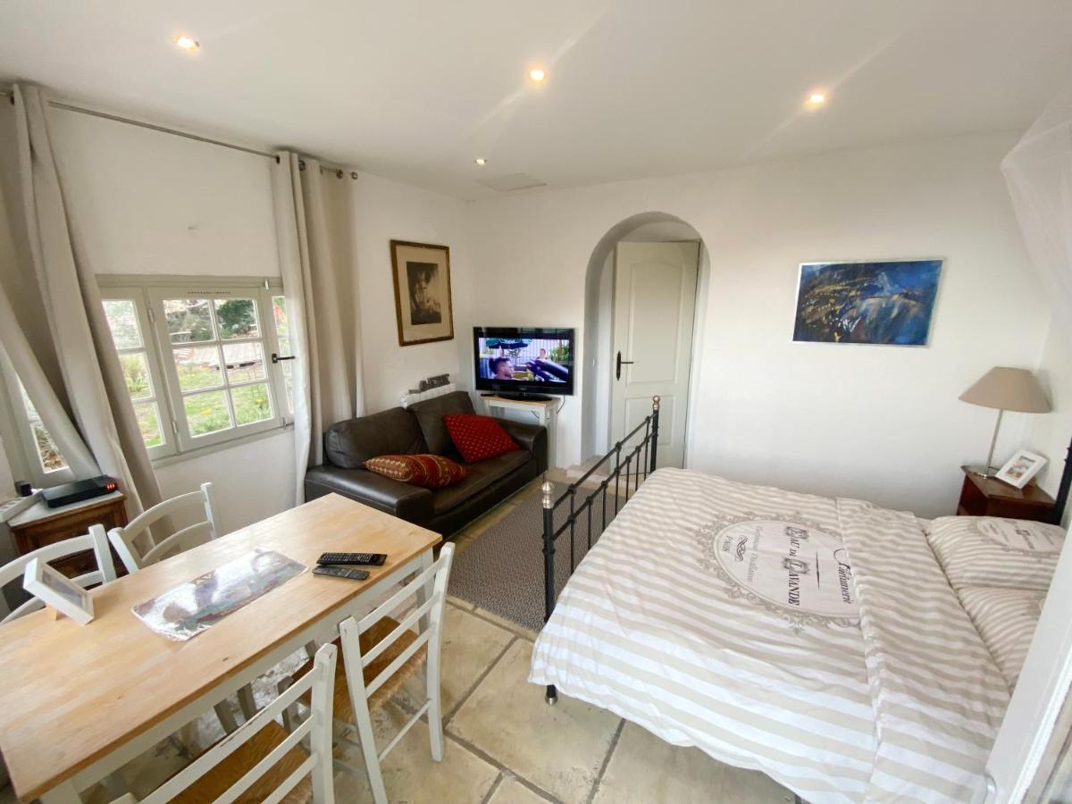 Auberge De La Croix Du Pape Èze Εξωτερικό φωτογραφία
