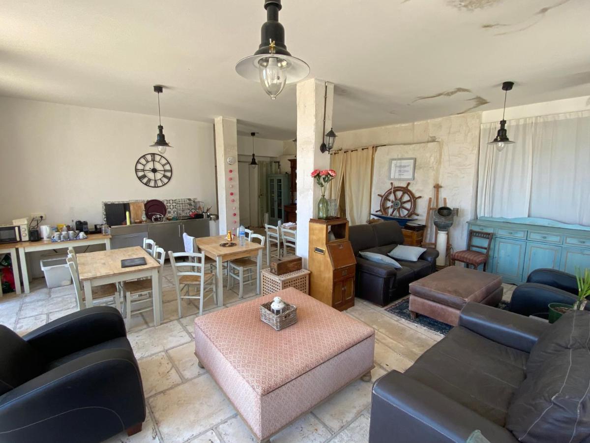 Auberge De La Croix Du Pape Èze Εξωτερικό φωτογραφία